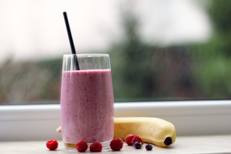 smoothie for healthy hormones and PCOS